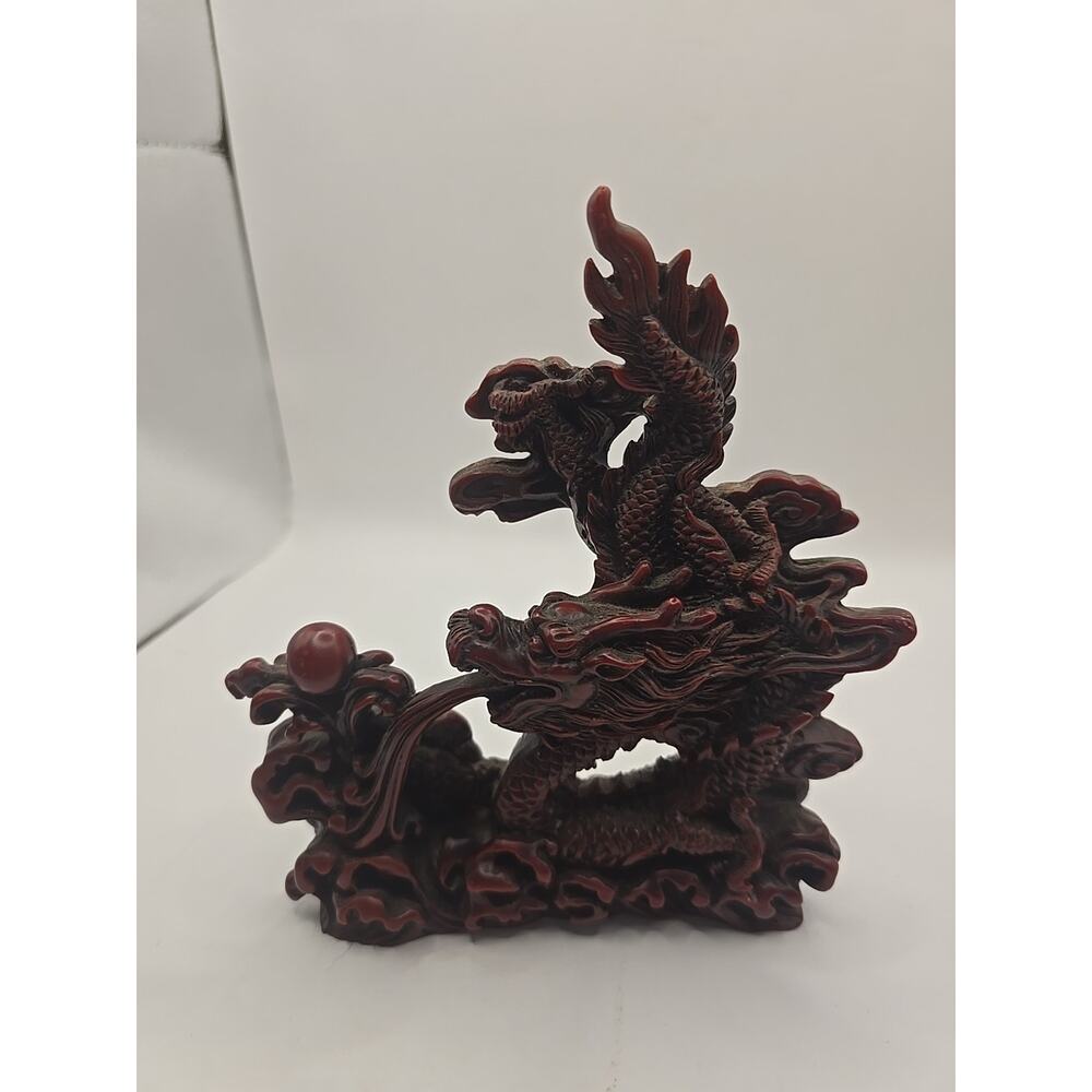 Vintage Handcrafted Resin‎ Dragon Statue 6”long x 6.5”h